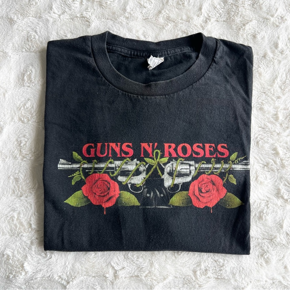 Vintage Guns N Roses Shirt Tee Mens Large Black Pistol Flowers Spell Out Band